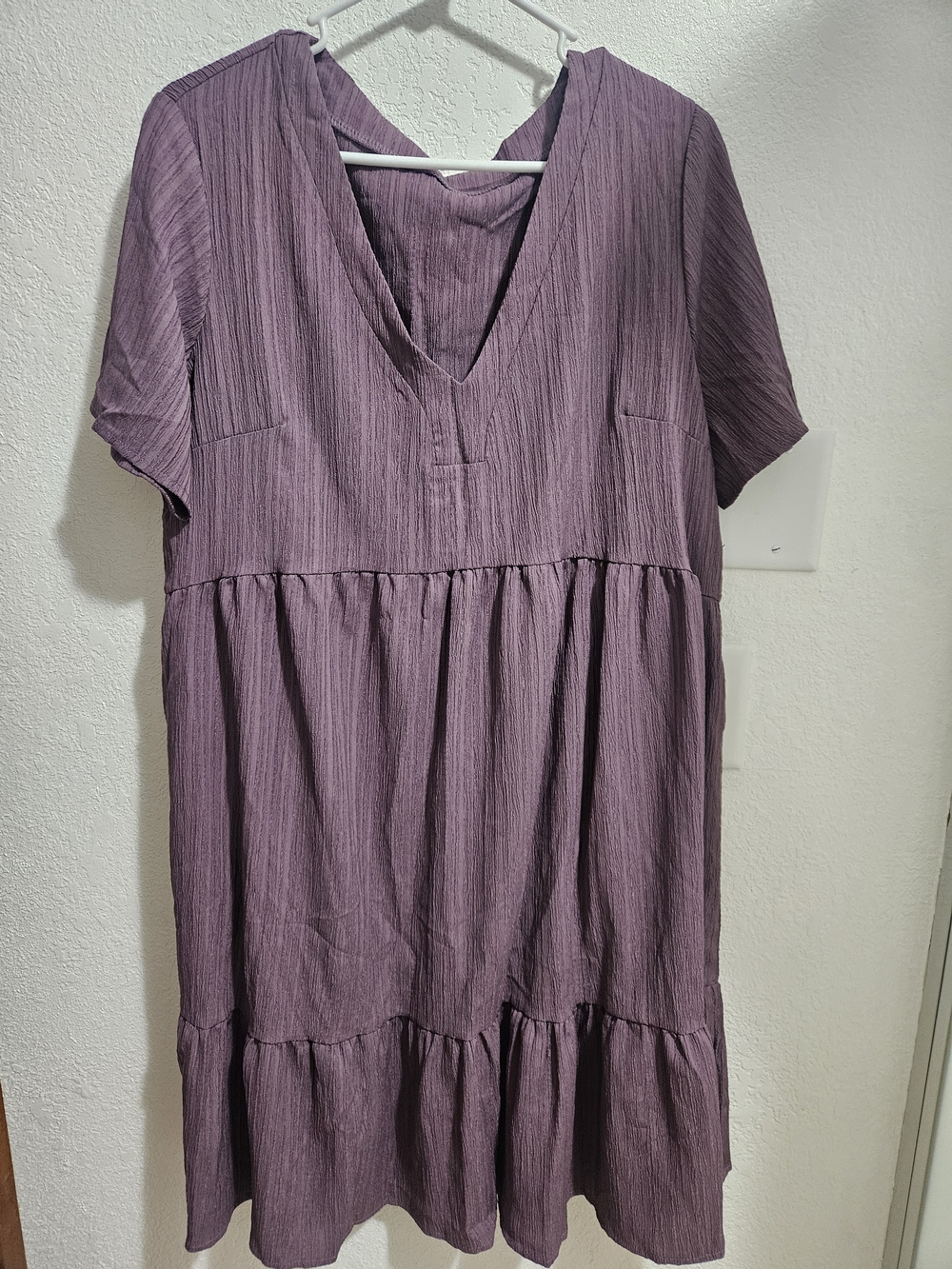 Women's V-Neck Tiered Dress in Dusty Plum. XL
